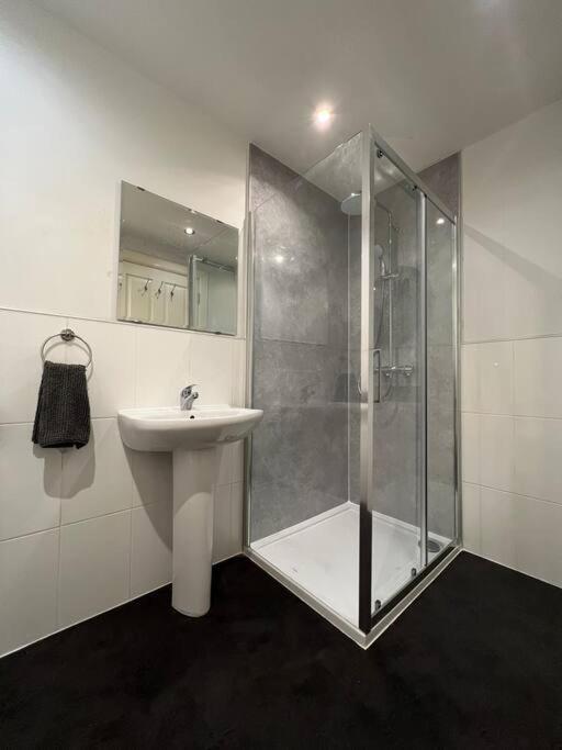 Modern Apartment In Dundee City Centre Екстер'єр фото